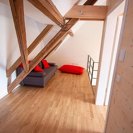 Apartamento Historisches Wohnen Modern Interpretiert